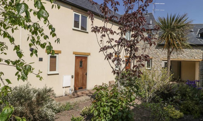 Watchet Cottage | Cabin ∙ 2 bedrooms ∙ 4 guests