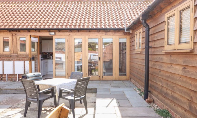 Hunstanton Cottage | Cabin ∙ 2 bedrooms ∙ 4 guests