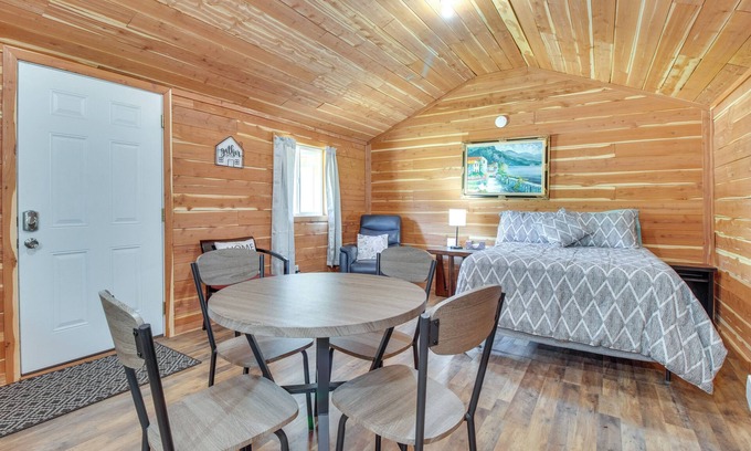 Lakeview Cabin | Cabin 2 Mi to White River: Great for Anglers!