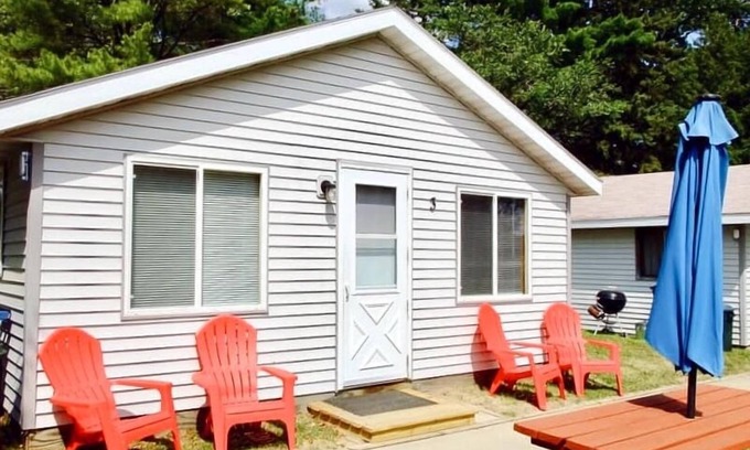 Nevis Resort | Cabin 3 | Afterglow