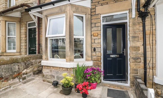 Buxton Cottage | Cabin ∙ 3 bedrooms ∙ 5 guests