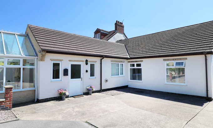 Palterton Cottage | Cabin ∙ 3 bedrooms ∙ 5 guests