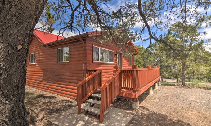 Boulder Cabin | Cabin 6 Mi to Burr Trail, 32 Mi to Escalante!