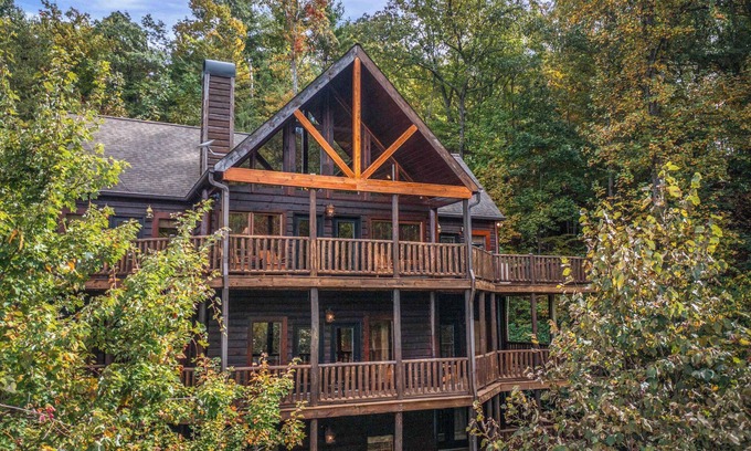 Wears Valley Cabin | Cabin w/Hot Tub, Theater & Views - Sleeps 22