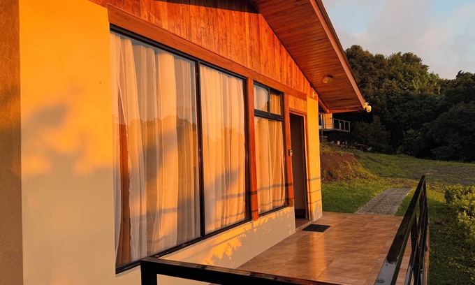 Monteverde Cabin | Cabina Mandarina