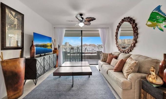 Centro Apartment | Cabo Marina, Plaza Bonita, New, Central