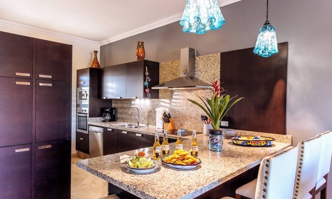 Los Cabos Condo | CABO PENTHOUSE CONDO - Rooftop deck with Private Jacuzzi at Puerta Cabos Village