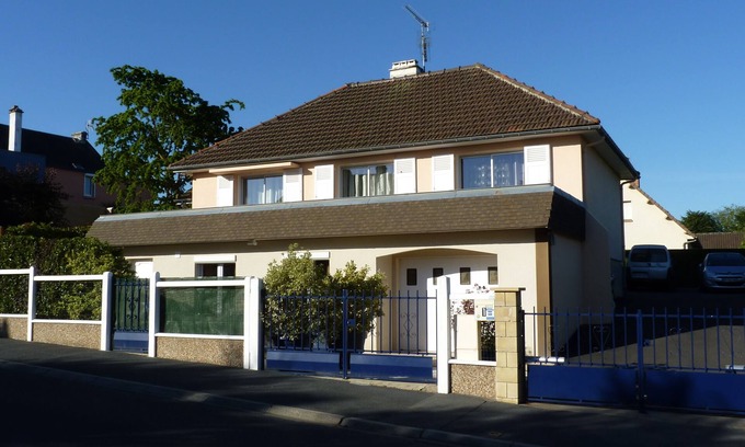 Fontaine-Etoupefour Apartment | Caen Normandie and D-Day Beaches, Gîte 2-4 people,