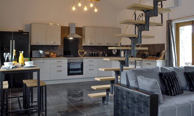 Bontnewydd Cottage | Caffi Sali - WELUK 143