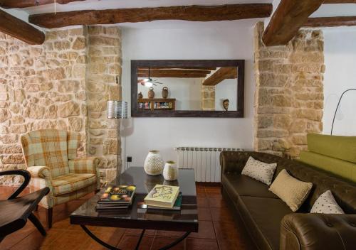 Bot House | Cal Tomas, Ecoturisme Terra Alta