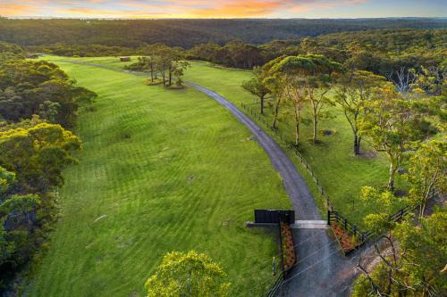Arcadia House | Calabash Haven Farm Stay - 25 spectacular acres