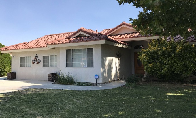 California City House | California Oasis Desert Oasis - Complete Cottage