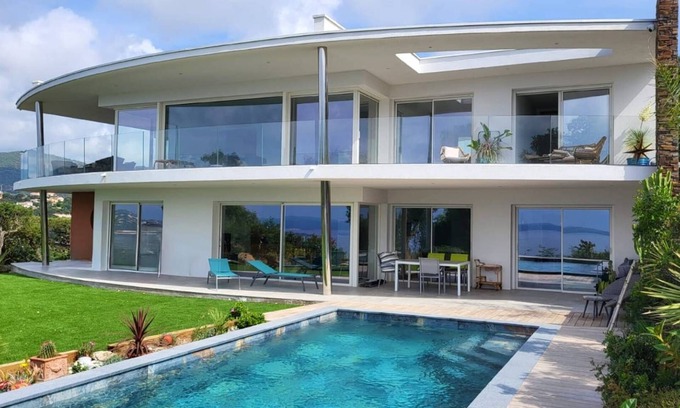 Les Issambres House | Californian Villa Beverly hills 6 + 4 pool