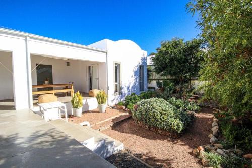 Prince Albert House | Calm Oasis in the heart of the Karoo
