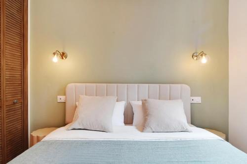 Silly-Gallieni Apartment | Calm Square Flat
