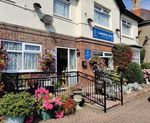 Flamborough Bed & Breakfast | Cameron court B&B