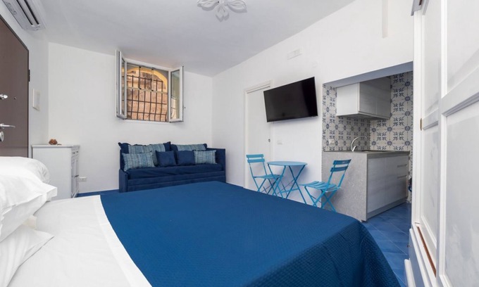 Chiesa Nuova Apartment | Camilla House – Cozy Studio in the Heart of Positano