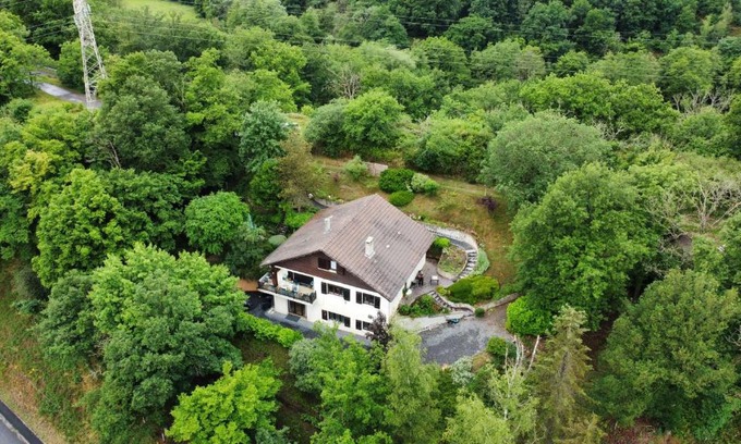 Vireux-Molhain House | Camp paradis