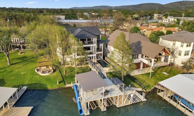 Kingsland House | Campa Royale | Concierge Services