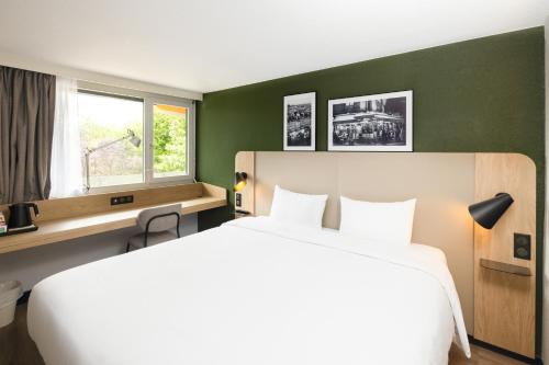 Taverny Hotel | Campanile Nature - Taverny