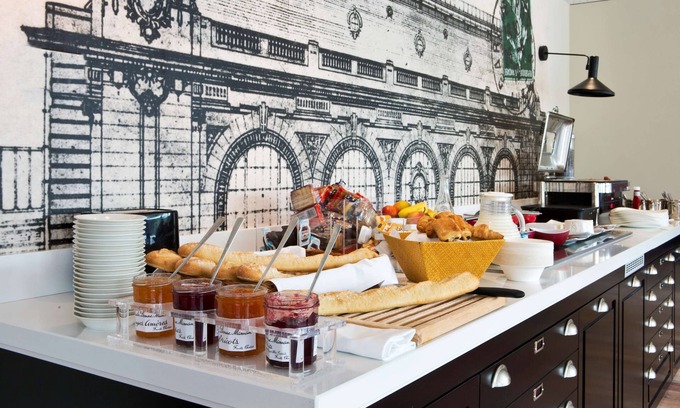 Barberey-Saint-Sulpice Hotel | Campanile Troyes Nord - Barberey