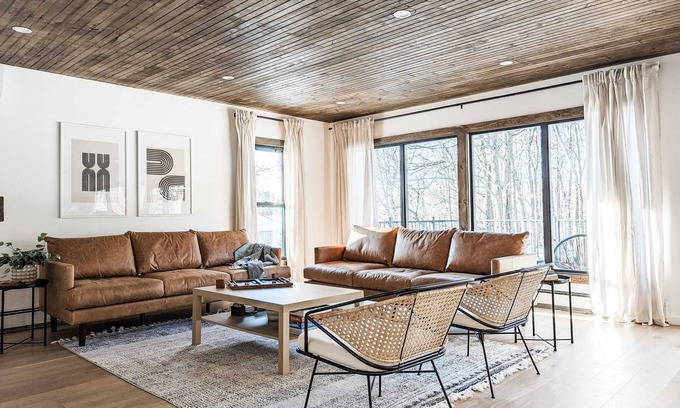 Palenville House | Campfire Lodge - Luxury Cabin, Kid Friendly