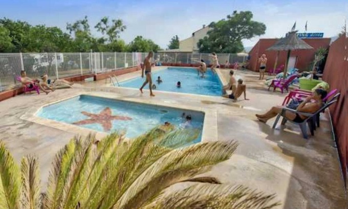 Vic-la-Gardiole House | Camping 3 étoiles - Piscine - eehfic