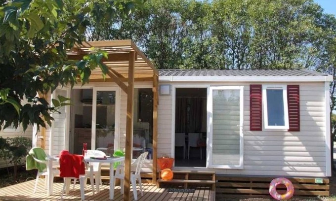 Le Muy House | Camping 3 étoiles - Parc aquatique - eece0i