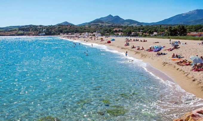 Plage d'Argeles House | Camping La Plage by Interhome
