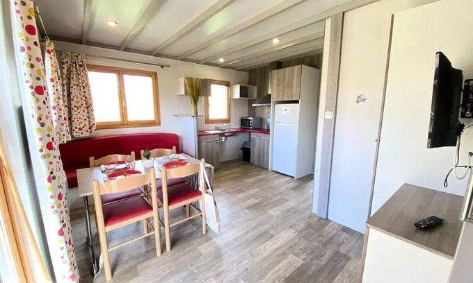 Coulon Ski Chalet | Camping La Venise Verte * - Chalet CONFORT 50m² (2 bedrooms) including covered terrace + TV (also PMR) 4 people