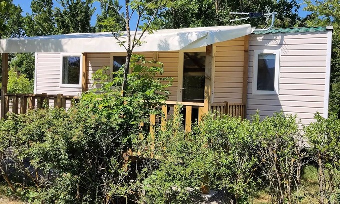 Recoules-Previnquieres House | Camping Le Plô * - MOBILEHOME 3 ROOMS 6 persons