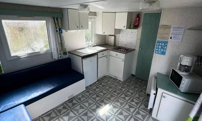 Rocamadour House | Camping LE ROC * - Mobil-Home Vintage (24m2) 4 people