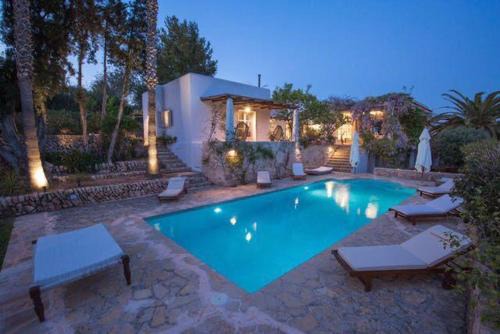 Santa Eulalia del Rio Villa | Can Torres con piscina y jardín, santa Gertrudis