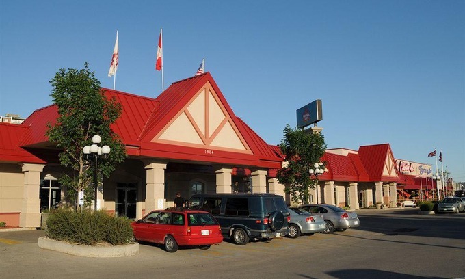 Fort Gary Hotel | Canad Inns Destination Centre Fort Garry