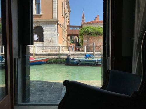 Castello Apartment | Canal view apartment