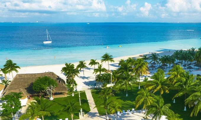 Punta Cancun Apartment | Cancun Beachfront Condo