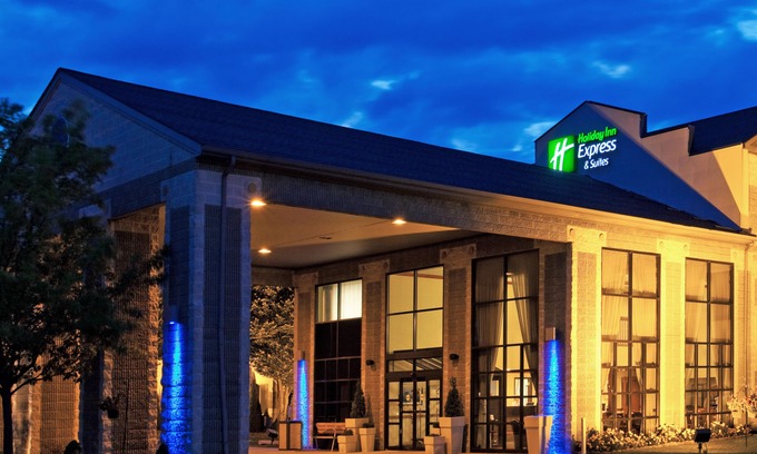 Forest Hills Hotel | Candlewood Suites Grand Rapids Airport, an Ihg Hotel