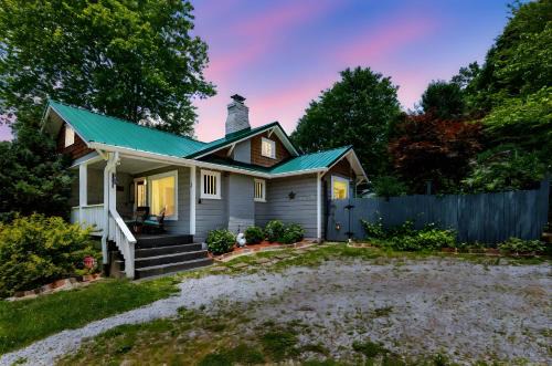 Candler House | Candyland Cottage