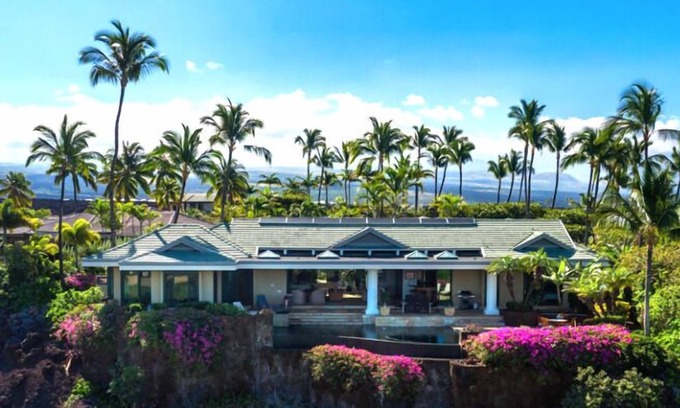 Kamuela Villa | Canoe House: New Listing! 4 Minutes to Private Beach Club