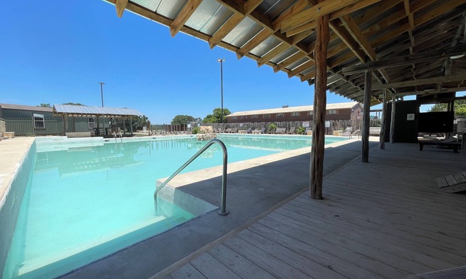 Canyon Lake Cabin | Canyon Lakeview Resort