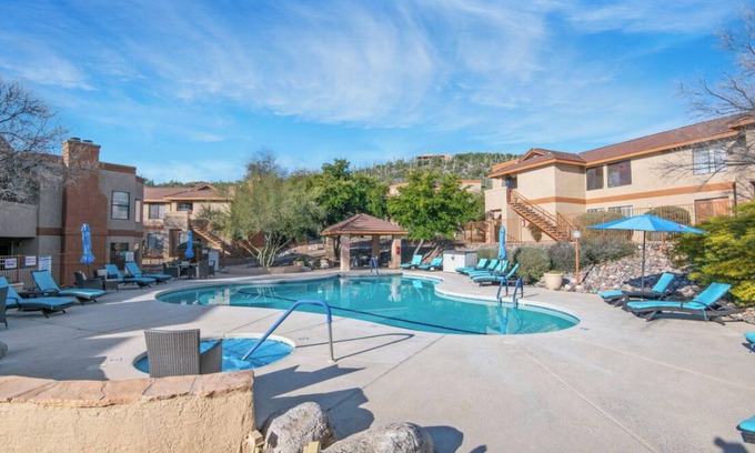 Quail Canyon Condo | Canyon Villas Condo 2BR, 2BTH,Gym, Pool & Hot tub