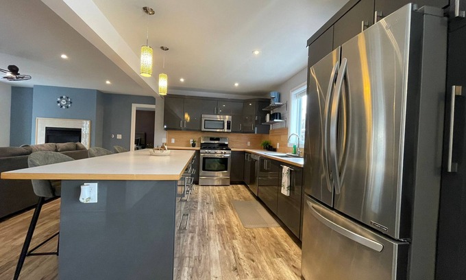 Byron Apartment | Capacious 3-Bedroom Unit in the Heart of Byron