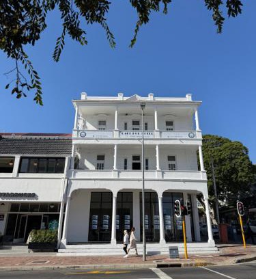 Sea Point Hotel | CapePod Sea Point