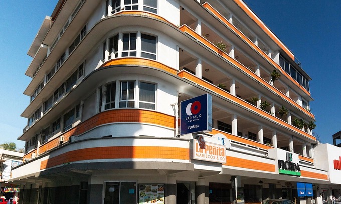 Tuxpan Hotel | Capital O Florida Tuxpan