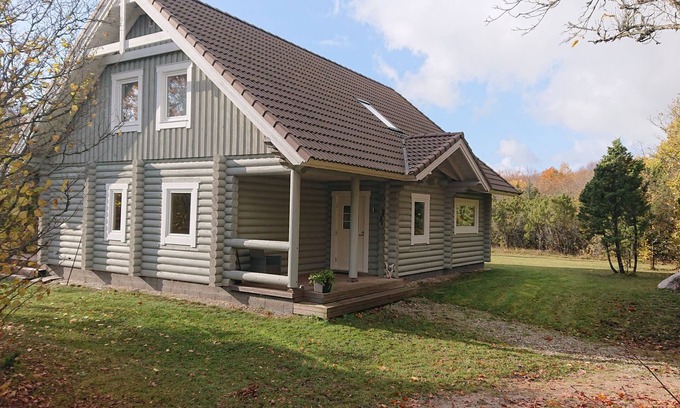 Kudjape House | Captain Alexandri Cottage by the Sea