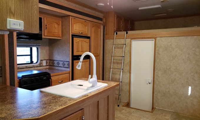 Dickinson House | Captain Quarters Vacation Rental