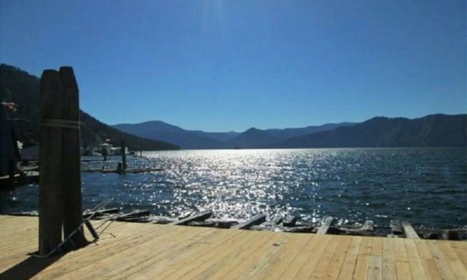 Bayview Boat Rental | Captain's Quarters