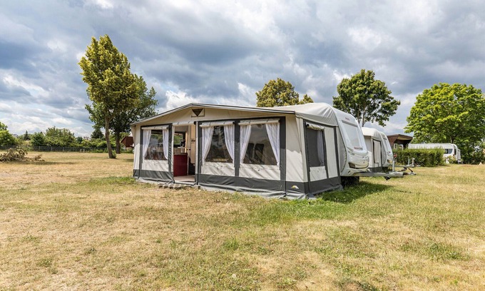Alt Zeschdorf RV Rental | Caravan 'Max 2 Erw Und 2 Kd' with Shared Garden and Wi-Fi