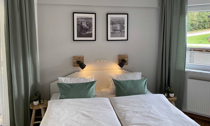 Reifnitz Apartment | Carlotta Apartment Su