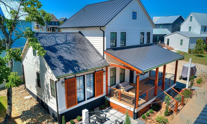 Eufaula House | Carlton Landing-Landing Pad